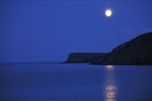 苏格兰,设得兰群岛,岛屿,夜晚,月亮,反射,石头