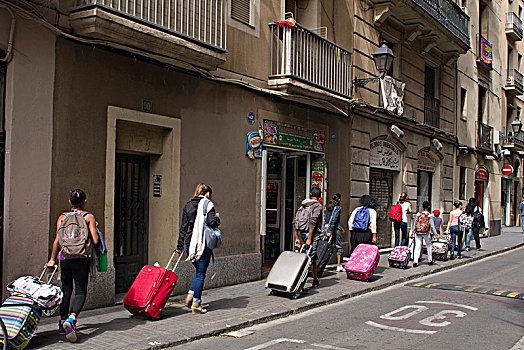 西班牙,加泰罗尼亚,巴塞罗那,群体,学生,走,排列,手提箱