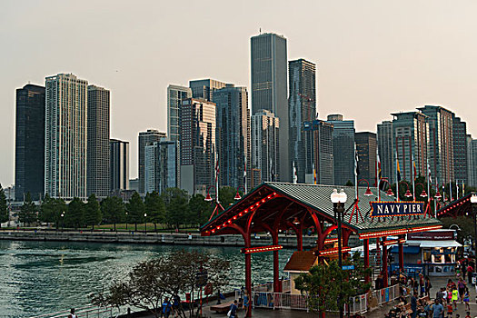 海军码头,摩天大楼,水,芝加哥,伊利诺斯,美国