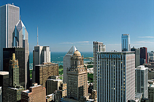 美国,伊利诺斯,芝加哥,景色,看,东南部,屋顶,码头,东方,塔,中心,远处,左边,35岁,建筑,右边,密歇根湖,远景