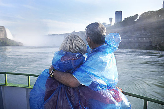 伴侣,赞赏,瀑布,乘坐,雾中少女号,尼亚加拉瀑布,安大略省,加拿大
