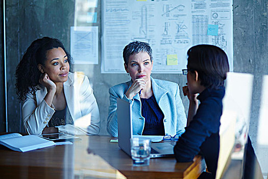 三个,职业女性,讨论,概念,会议室