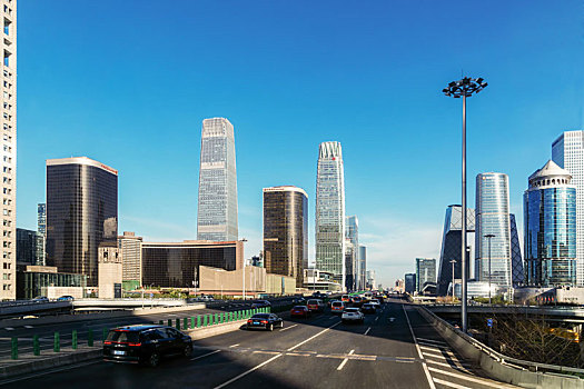 北京东三环中路