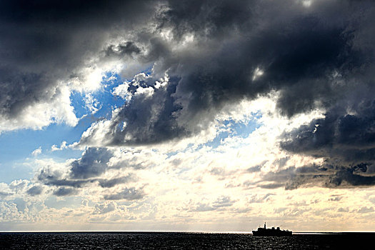 渡轮,生动,多云,天气,埃奥利群岛,西西里,意大利,欧洲