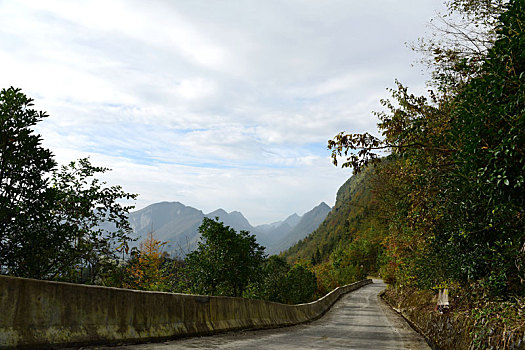 农村山区道路