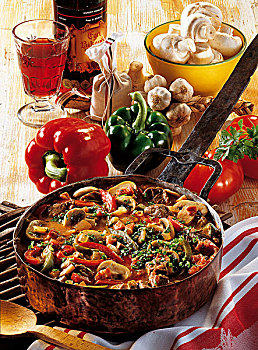 炖蘑菇,红辣椒,胡椒,匈牙利,烹饪