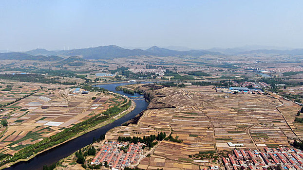 山东省日照市,航拍莒县袁公河畔,乡村风景入画来