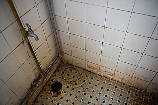 老,脏,浴室,生锈,水龙头