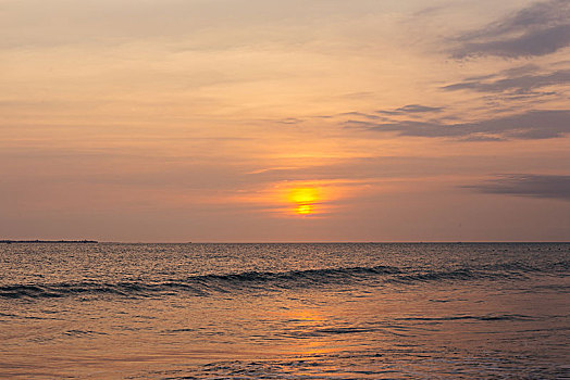 三亚湾落日与黄昏风景