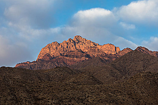 贺兰山