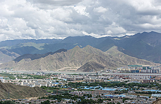 亚洲中国西藏拉萨市区全景