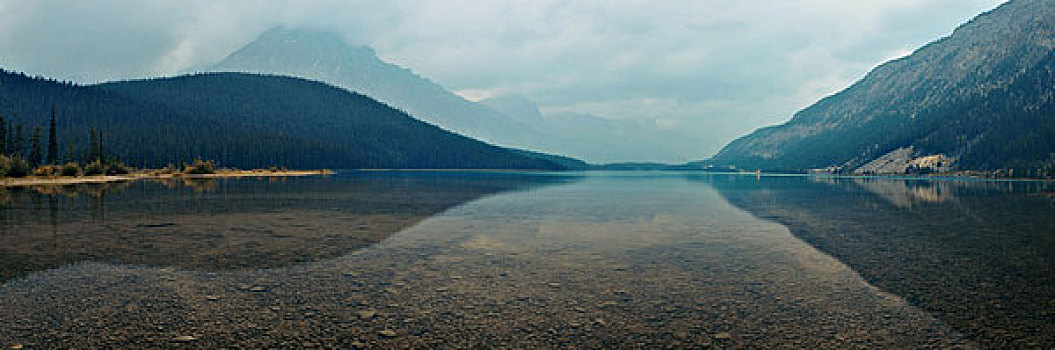 湖,黄昏,反射,山,班芙国家公园,加拿大