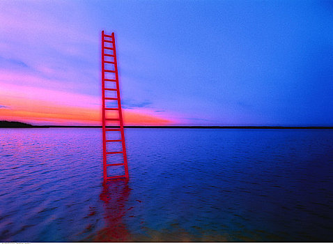 红色,梯子,水中