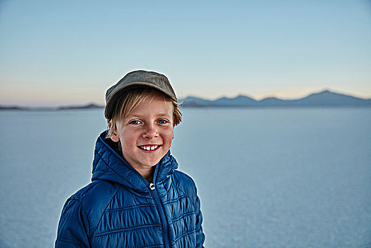 男孩,头像,盐滩,盐湖,乌尤尼盐沼,玻利维亚,南美