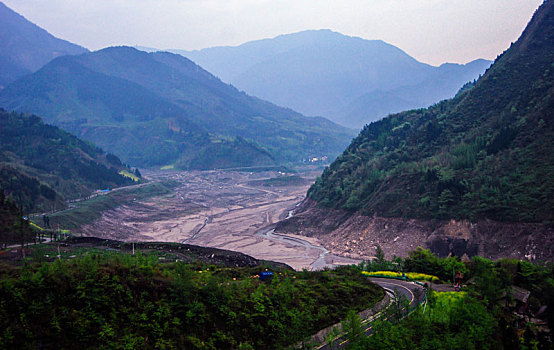 汶川大地震,四年后