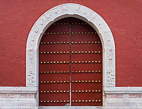 中国古建筑,关闭的大门