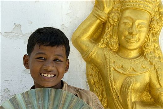 肖像,微笑,男孩,金色,靠近,柬埔寨