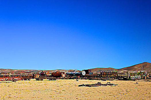 生锈,老,铁路,墓地,乌尤尼盐沼,西南方,玻利维亚