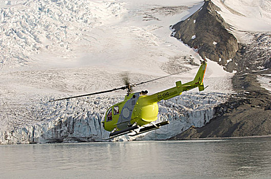 直升飞机,飞行,冰河,福尔斯湾,利文斯通岛,南设得兰群岛,南极