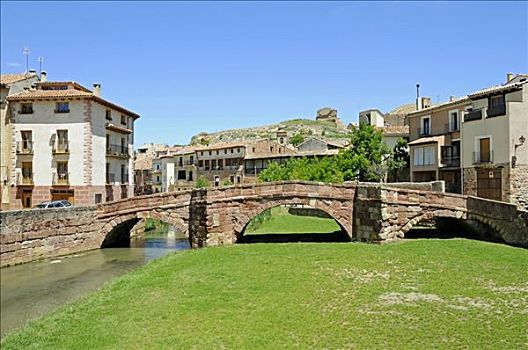 古老,石桥,河,河床,历史,城镇中心,阿拉贡,拉曼查,西班牙,欧洲