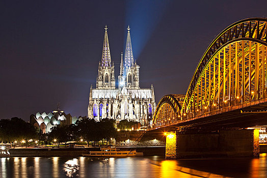 科隆大教堂,霍恩佐伦大桥,黎明,科隆,北莱茵威斯特伐利亚,德国,欧洲