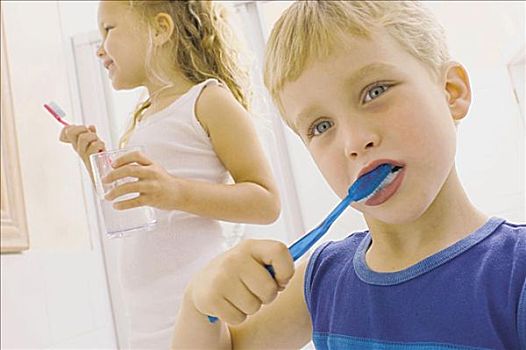 儿童,刷牙