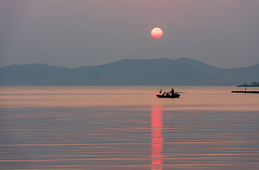 太湖,夕阳,渔船,傍晚