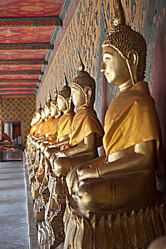 金色,坐佛,雕塑,回廊,圣职授任,大厅,郑王庙,曼谷,泰国,亚洲