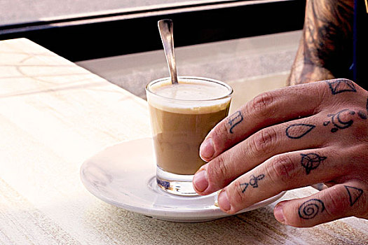 纹身,手,男青年,咖啡,桌子