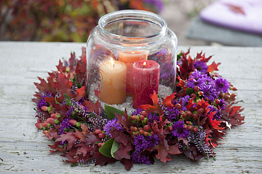 秋季花环,紫色,垫子,红色树叶