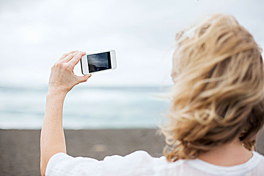 女人,手机,照相,海滩
