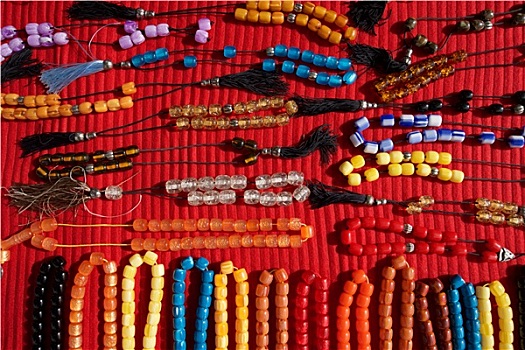 项链,塑料制品,珠子,红色,布