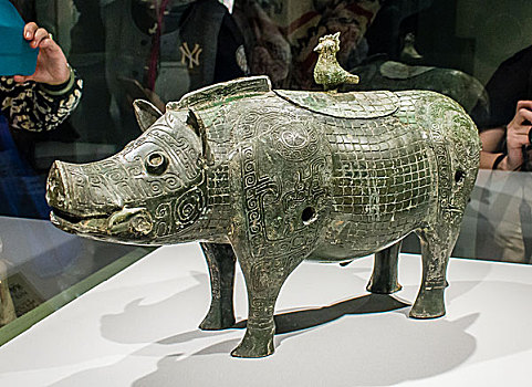 中国商代晚期的青铜器,豕尊
