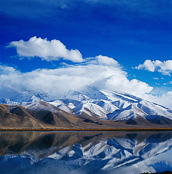 雪,山峦,湖,新疆