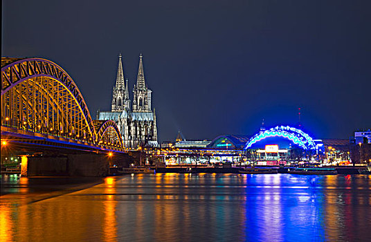 霍恩佐伦大桥,科隆大教堂,音乐,圆顶,堤岸,莱茵河,科隆,莱茵兰,北莱茵威斯特伐利亚,德国,欧洲