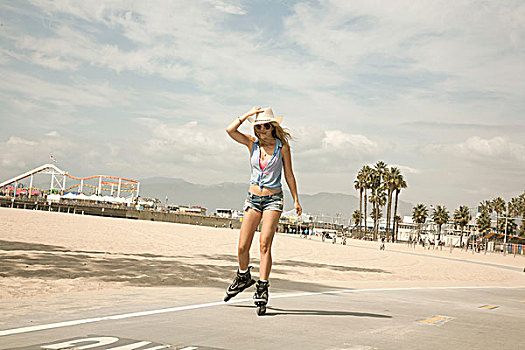 年轻,女人,头像,直排轮滑,圣莫尼卡,洛杉矶,美国