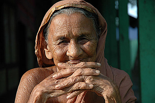 头像,老太太,孟加拉,十月,2004年