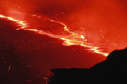 盾状火山图片