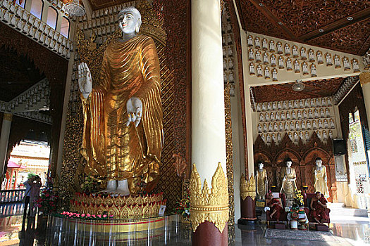 马来西亚,槟城,一座缅甸寺院内的玉佛像