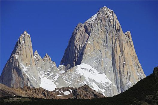 山,菲茨罗伊,3375米,洛斯格拉希亚雷斯国家公园,巴塔哥尼亚,阿根廷,南美