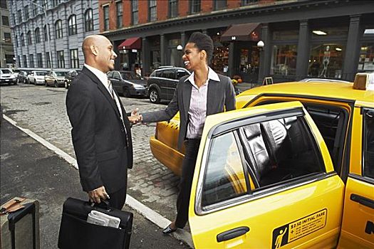 商务人士,握手,出租车,纽约,美国