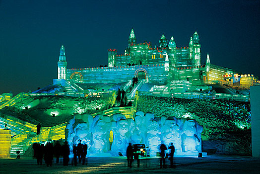 哈尔滨冰灯夜景
