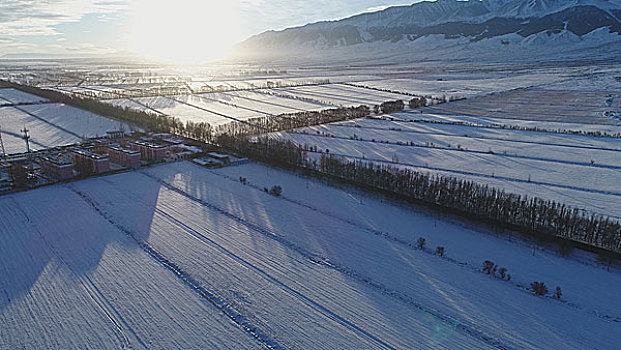 航拍雪后美景