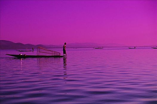 缅甸,茵莱湖,捕鱼者,船,波纹,水,紫色天空