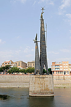 战争纪念碑,埃布罗河,托尔托萨,塔拉戈纳省,加泰罗尼亚,西班牙,欧洲