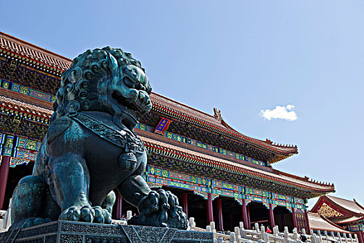 北京故宫太和门石狮