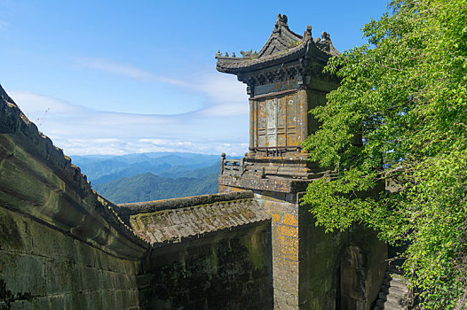 湖北武当山夏日迷人风光