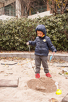 玩沙子,挖土,幼儿,游戏