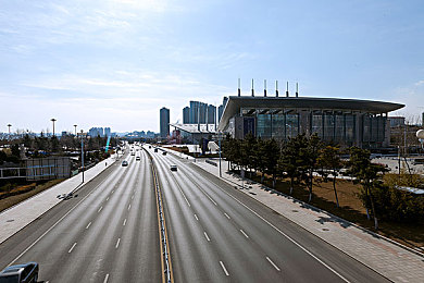 公路+表面图片