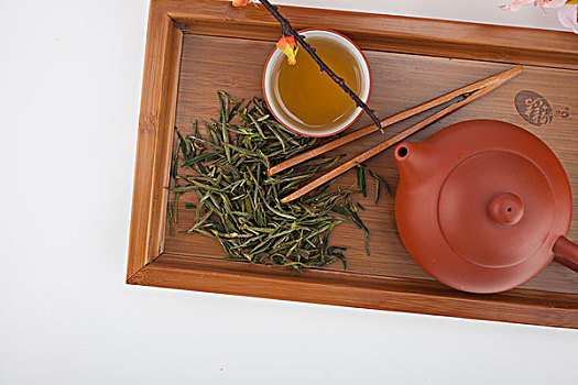 http://www.qunran.cn/html/23e4399933.html